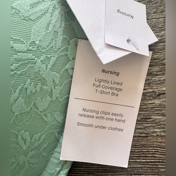 NWT Women's Nursing lightly lined full coverage Lace T-Shirt Bra - Auden 32D - Picture 7 of 8